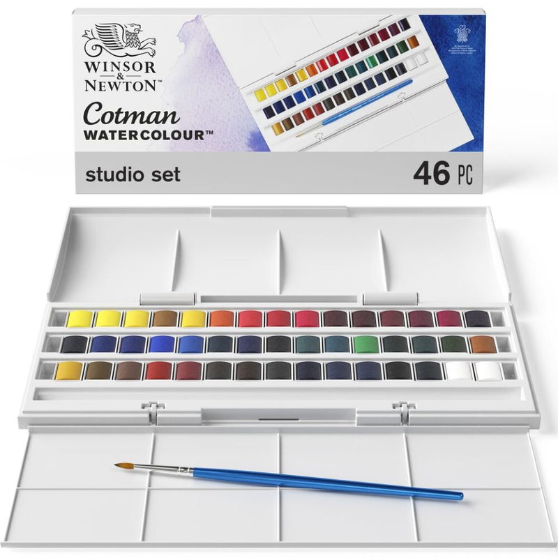 Winsor & Newton Cotman Watercolour Studio Set Of 45 Half Pans